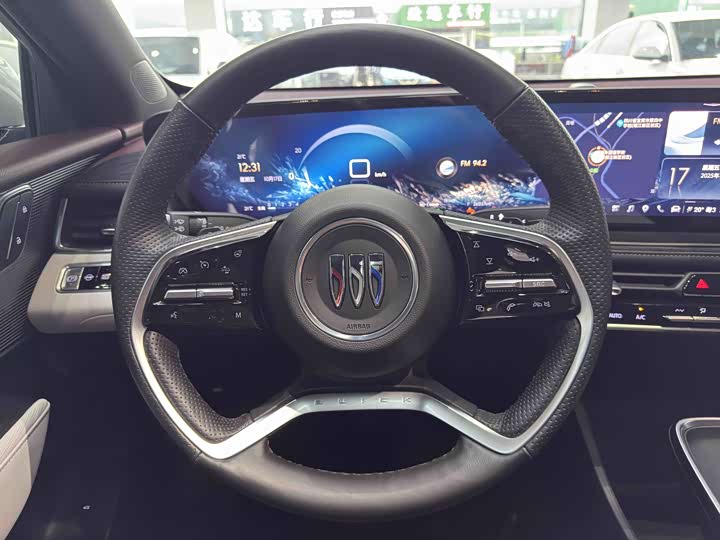 Фото 8 - Buick LaCrosse