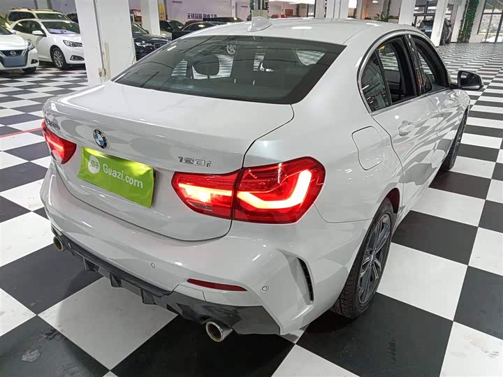 Фото 7 - BMW 1 Series