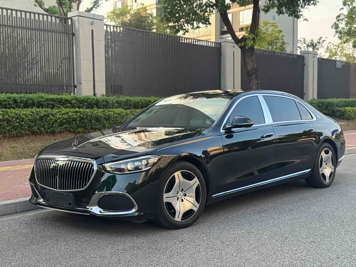 Фото 1 - Mercedes-Benz Maybach S-Class