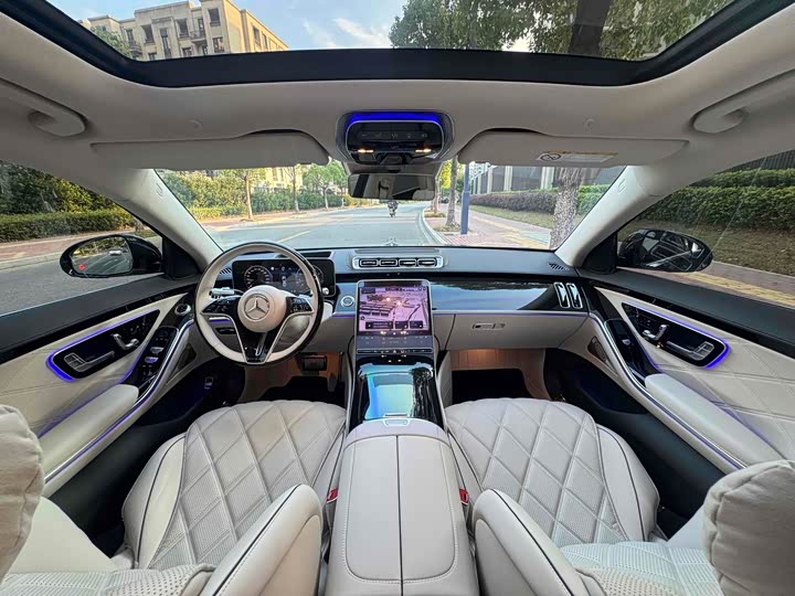 Фото 11 - Mercedes-Benz Maybach S-Class