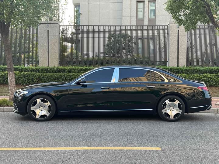 Фото 13 - Mercedes-Benz Maybach S-Class
