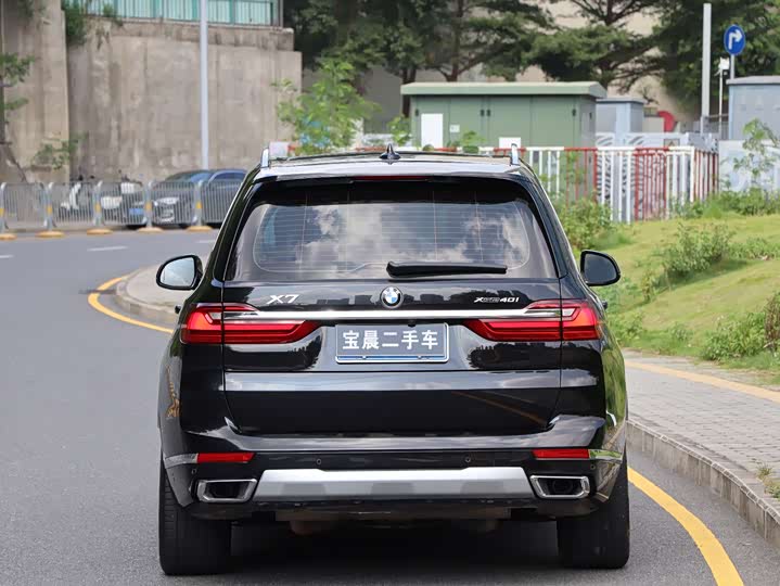 Фото 5 - BMW X7