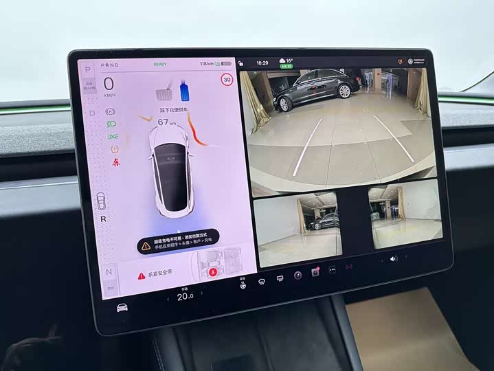 Фото 11 - Tesla Model 3