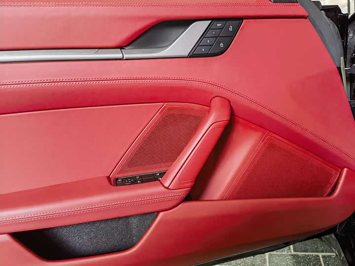 Фото 13 - Porsche 911