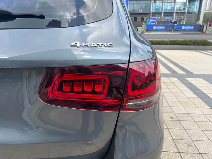 Фото 17 - Mercedes-Benz GLC-Class