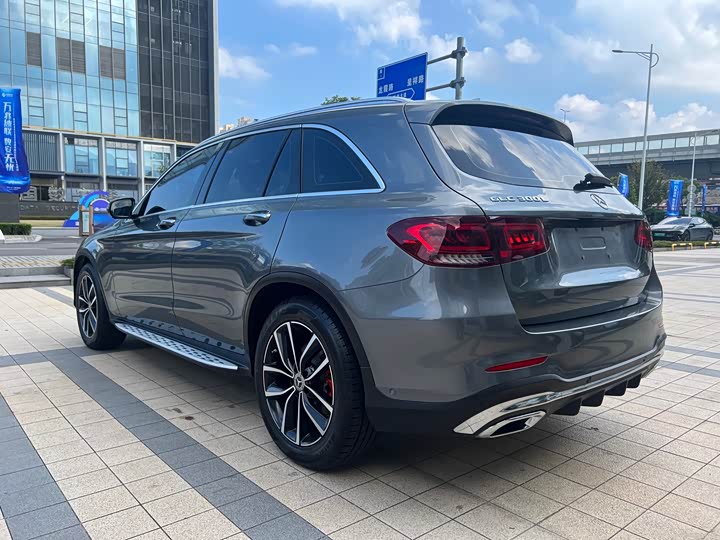 Фото 19 - Mercedes-Benz GLC-Class