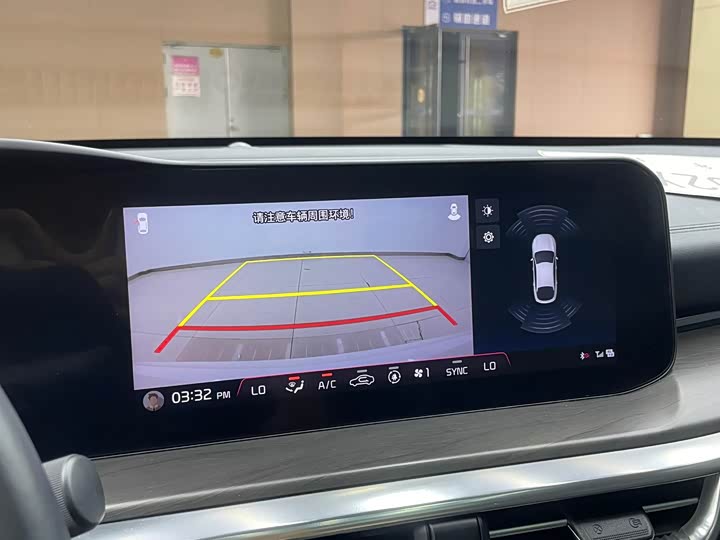 Фото 23 - Kia K5