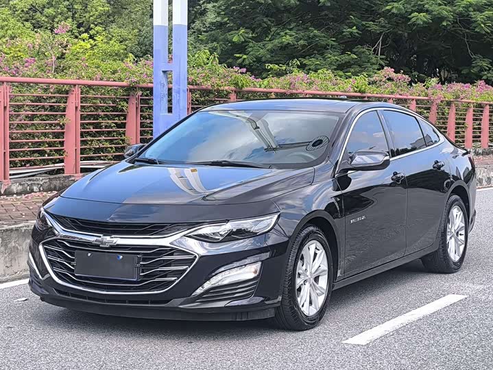 Фото 1 - Chevrolet Malibu XL