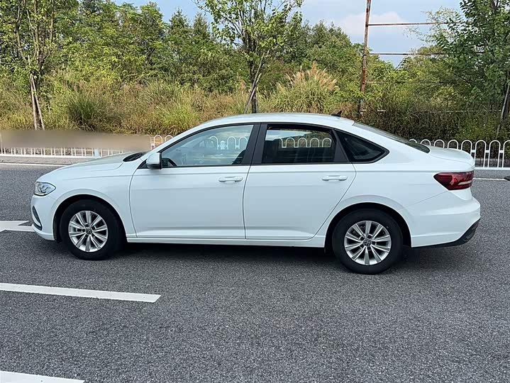 Фото 12 - Volkswagen Lavida