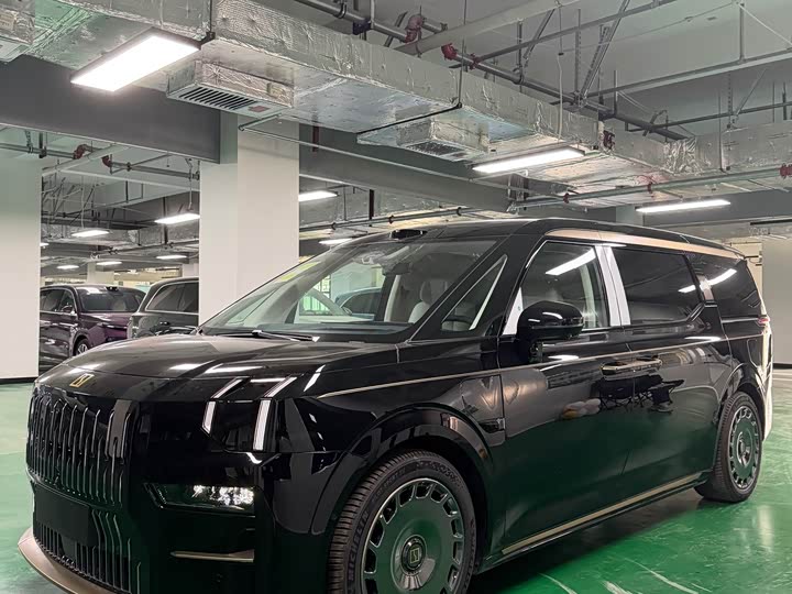 Фото 2 - Zeekr 009