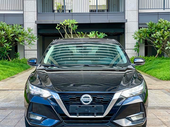 Фото 2 - Nissan Sylphy