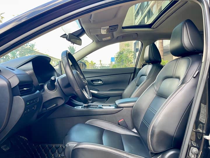 Фото 4 - Nissan Sylphy