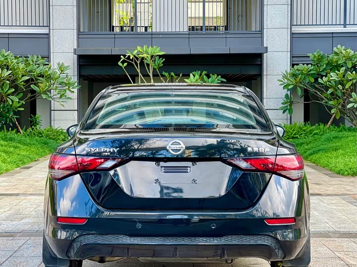 Фото 8 - Nissan Sylphy