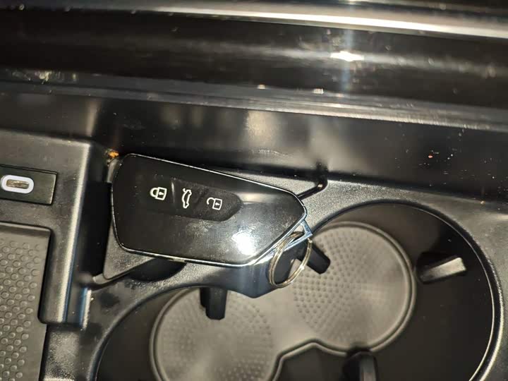 Фото 9 - Volkswagen ID.4 X