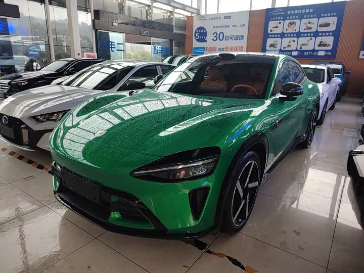 Фото 1 - Xiaomi YU7