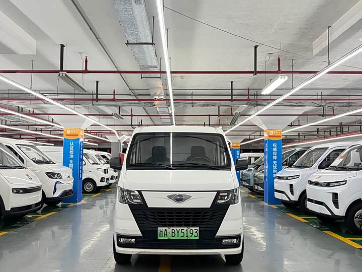 Фото 1 - Foton EV6