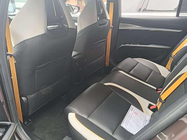 Фото 10 - MG Motor 5 Scorpio