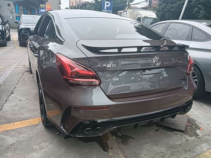 Фото 15 - MG Motor 5 Scorpio