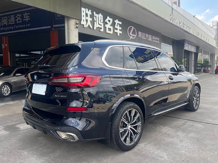 Фото 13 - BMW X5