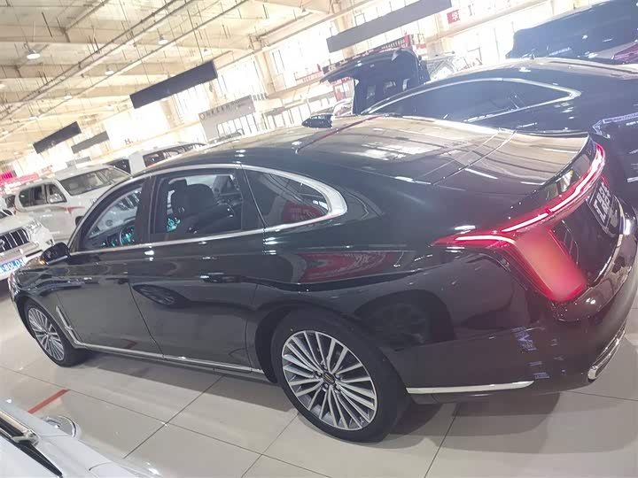 Фото 5 - Hongqi H9