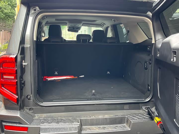 Фото 10 - Tank 400