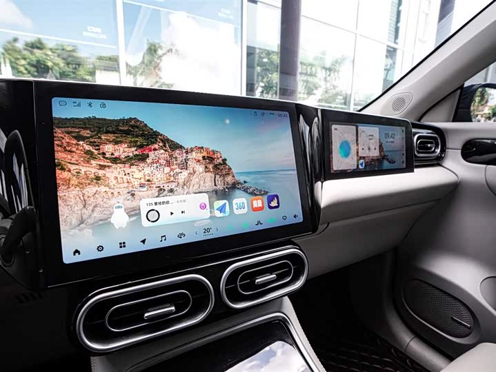 Фото 13 - Leapmotor C11