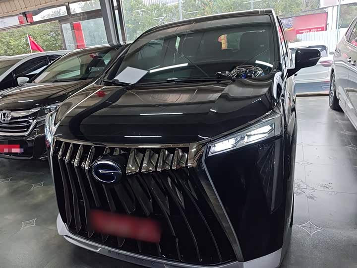 Фото 3 - GAC Trumpchi M8