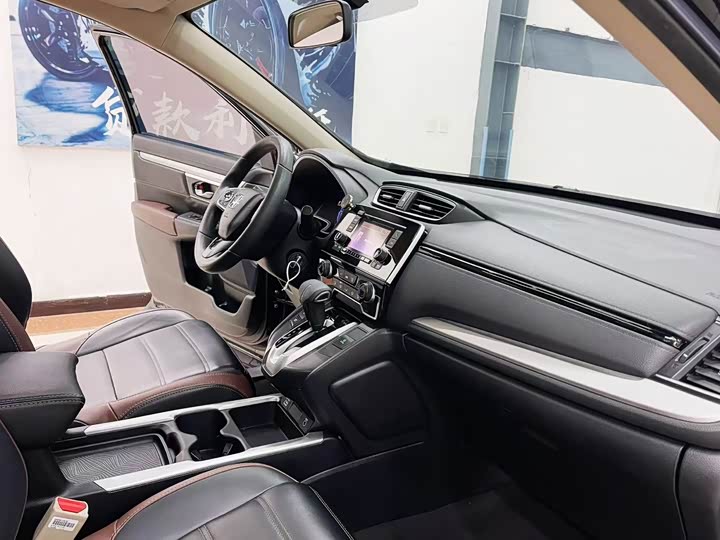 Фото 8 - Honda CR-V