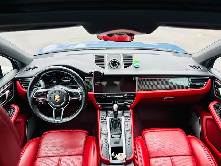 Фото 8 - Porsche Macan