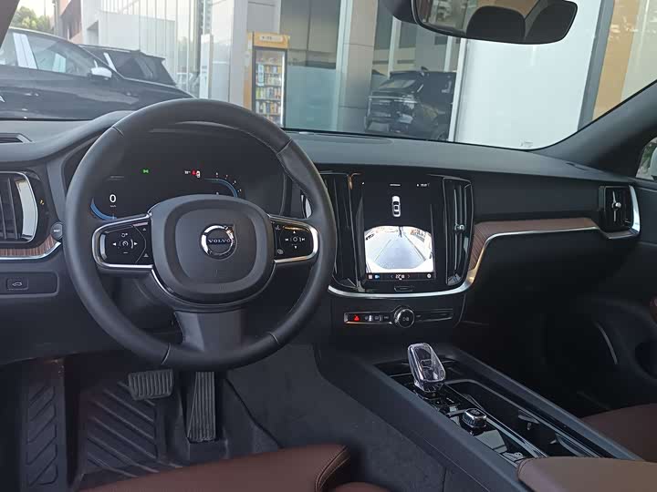 Фото 7 - Volvo S60