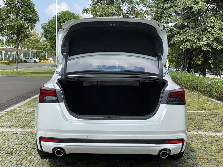 Фото 5 - Nissan Teana