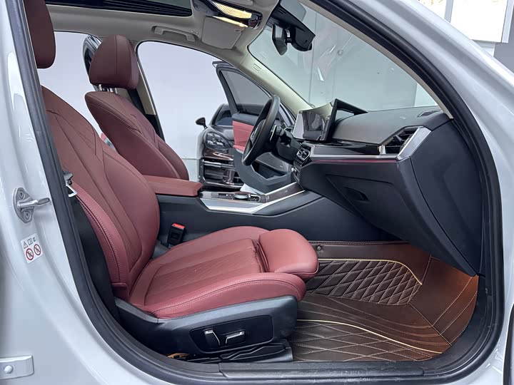 Фото 14 - BMW 3 Series