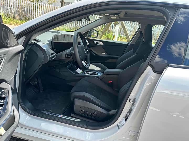 Фото 3 - BMW 2 Series