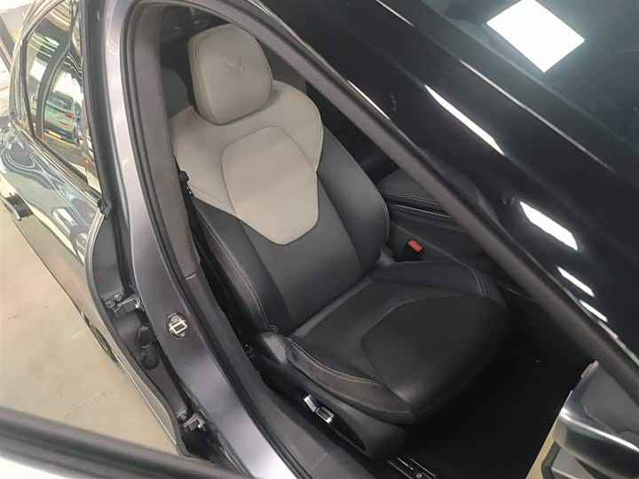 Фото 11 - BAIC Arcfox Alpha S