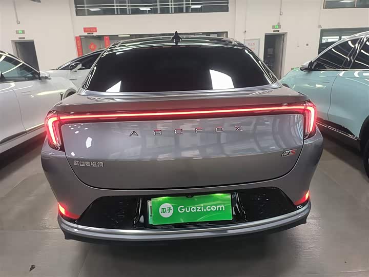 Фото 8 - BAIC Arcfox Alpha S