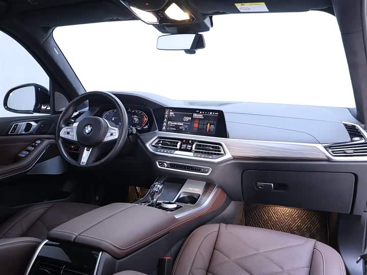 Фото 20 - BMW X5