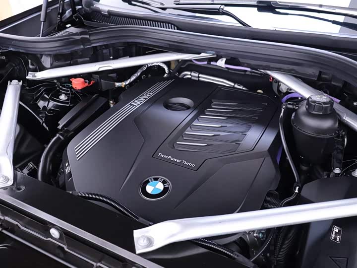 Фото 25 - BMW X5