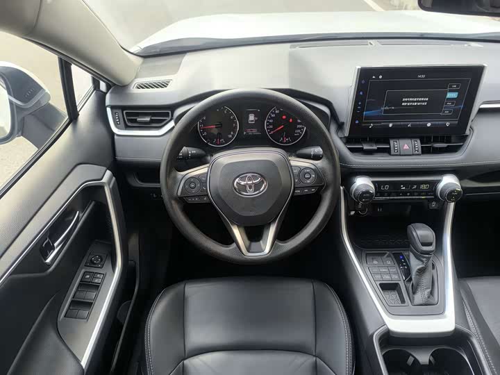 Фото 13 - Toyota Wildlander