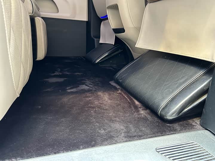 Фото 15 - Mercedes-Benz Vito