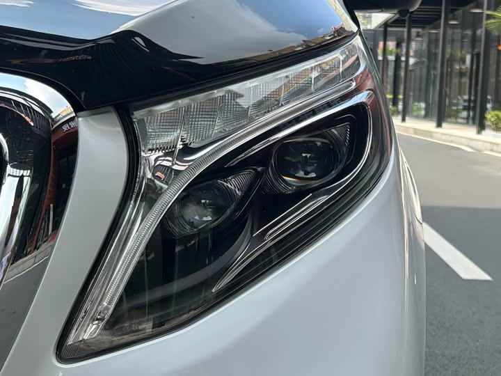 Фото 29 - Mercedes-Benz Vito