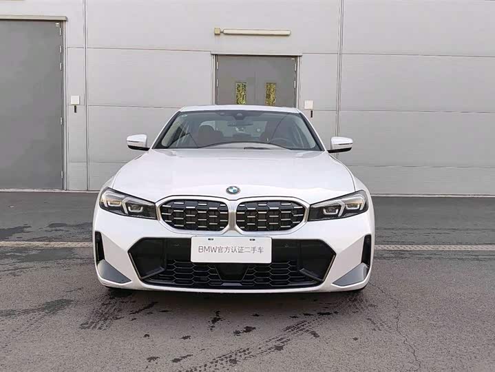 Фото 2 - BMW 3 Series