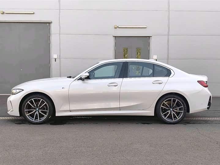 Фото 4 - BMW 3 Series