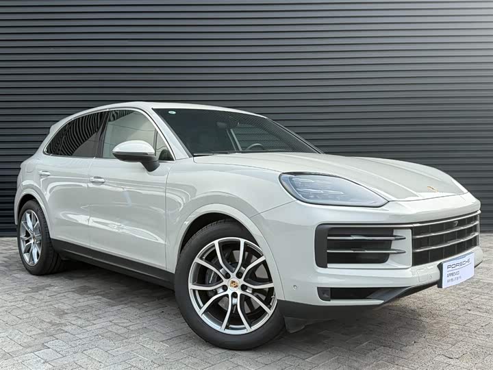 Фото 1 - Porsche Cayenne