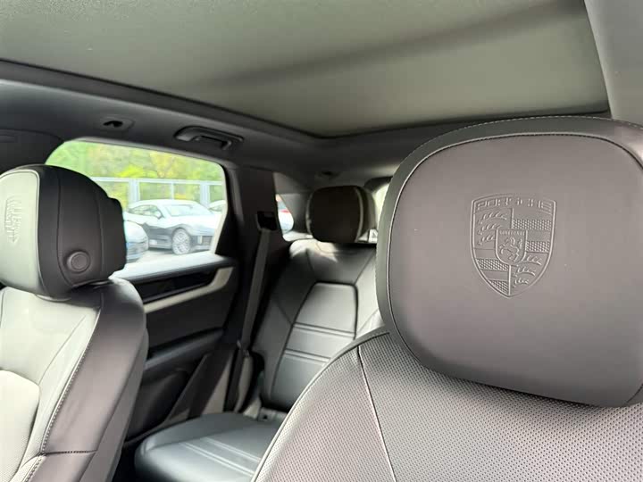 Фото 15 - Porsche Cayenne