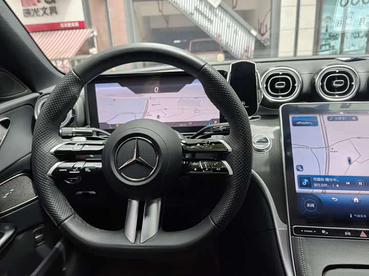 Фото 11 - Mercedes-Benz C-Class