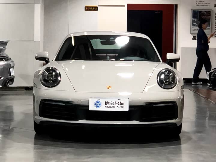 Фото 4 - Porsche 911