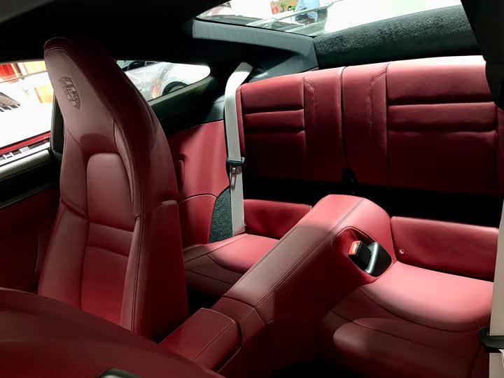 Фото 8 - Porsche 911