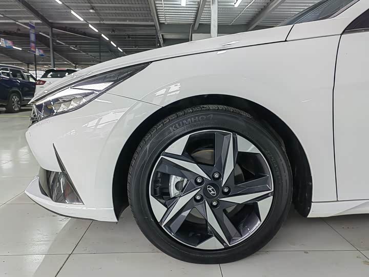 Фото 7 - Hyundai Elantra N line