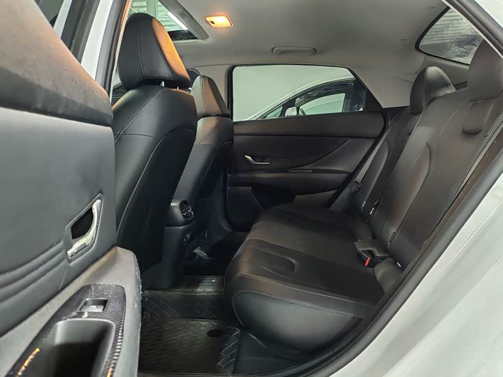 Фото 9 - Hyundai Elantra N line