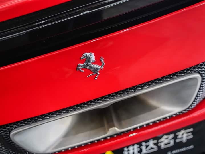 Фото 21 - Ferrari 296